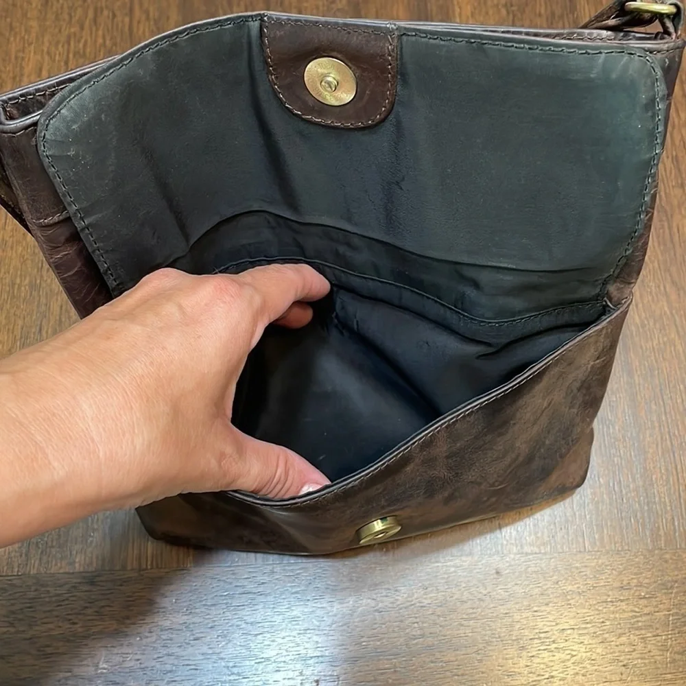 Estalon dark brown leather crossbody purse